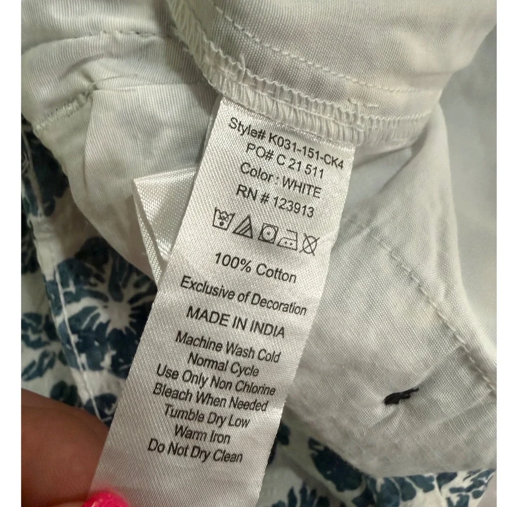 Jachs NY Mens White Blue Floral Seersucker Summer Weight Shorts Size 40 K031-151